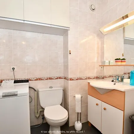 A La Et Au Soleil De St Palais Sur サン・パレ・シュル・メール